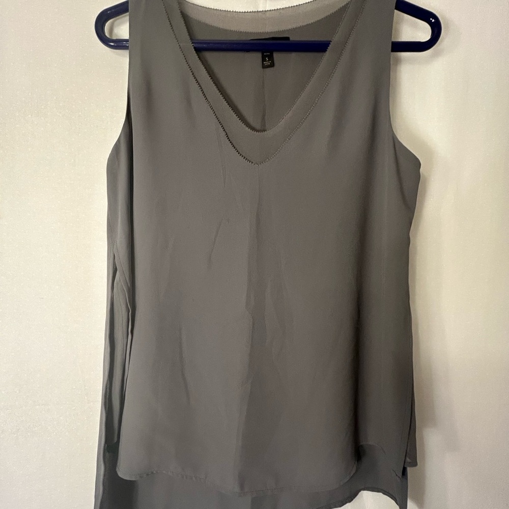 Banana Republic Women’s Sleeveless Top Size S